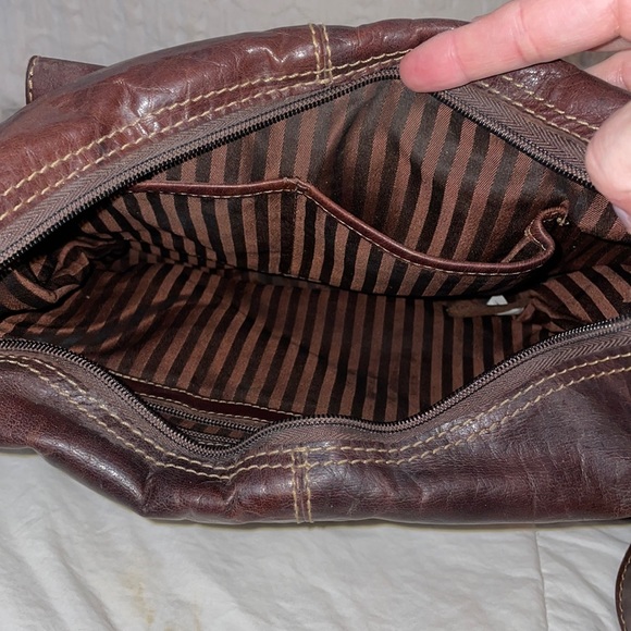 Jack George’s Crossbody Bag - Picture 4 of 7